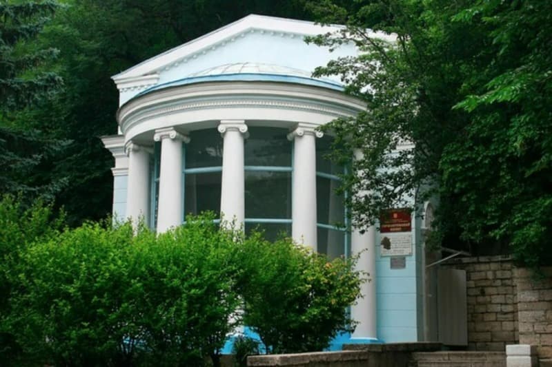 Лермонтовский источник